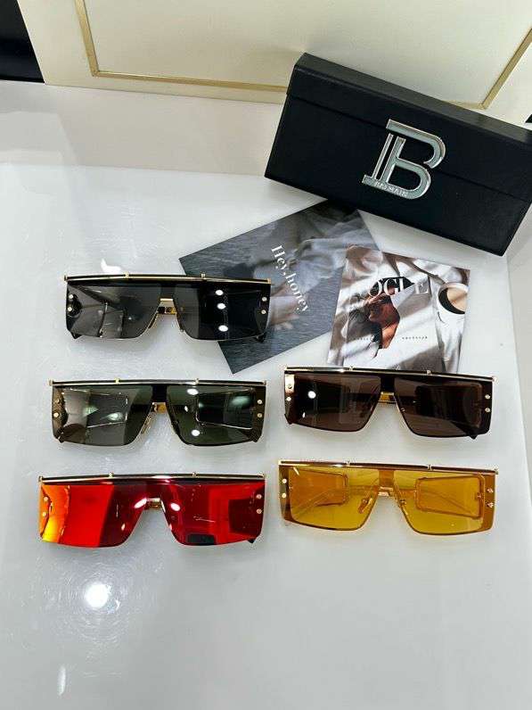 Picture of Balmain Sunglasses _SKUfw48223647fw